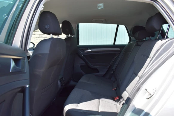 Volkswagen e-Golf - Afbeelding 12 van 28