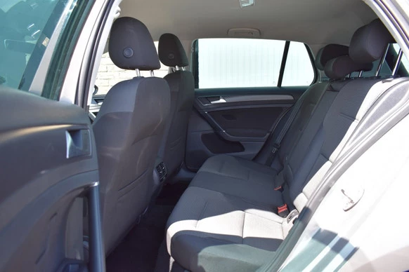 Volkswagen e-Golf - Afbeelding 14 van 28