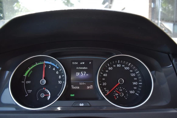 Volkswagen e-Golf - Afbeelding 17 van 28