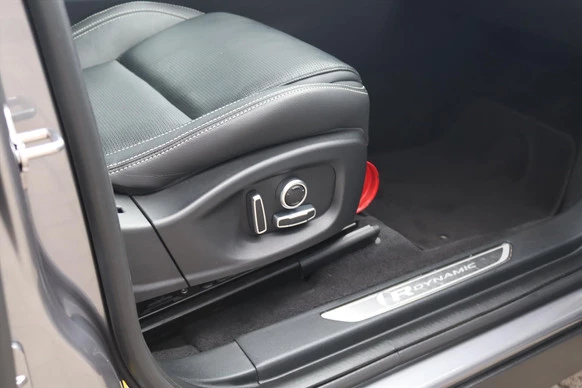 Jaguar E-PACE - Afbeelding 7 van 30