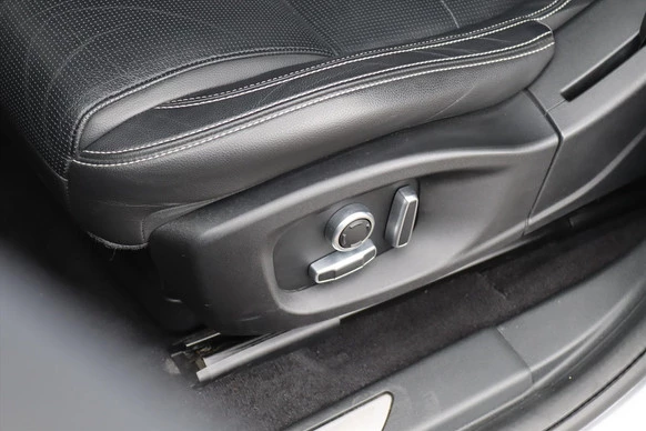 Jaguar E-PACE - Afbeelding 17 van 30