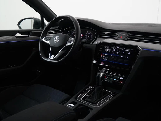 Volkswagen Passat - Afbeelding 2 van 30