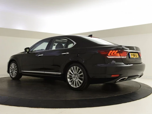 Lexus LS - Afbeelding 2 van 30