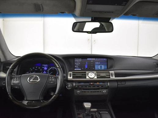 Lexus LS - Afbeelding 12 van 30
