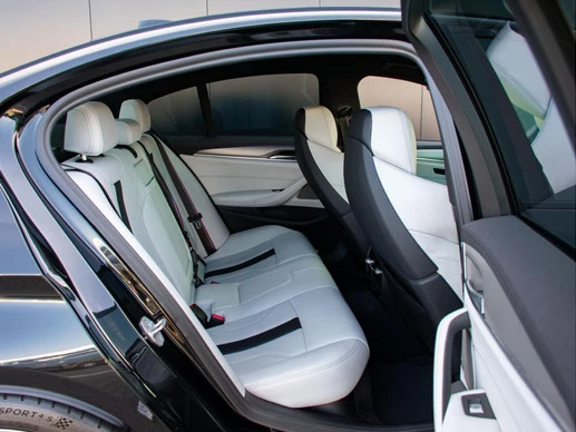 BMW M5 - Afbeelding 18 van 30