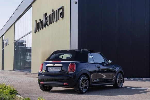 MINI Cabrio - Afbeelding 4 van 30