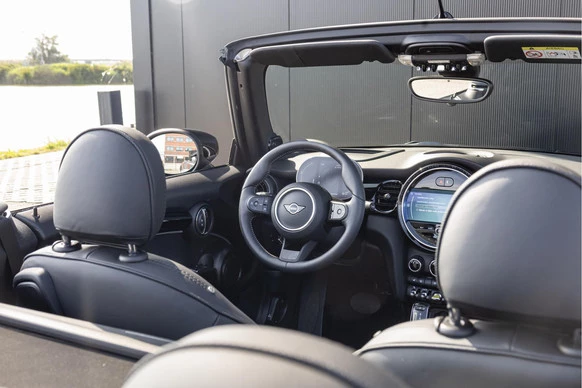 MINI Cabrio - Afbeelding 21 van 30