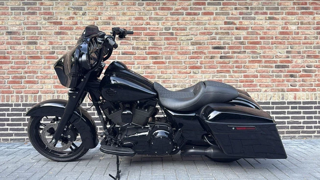 Harley-Davidson 103 FLHX - Afbeelding 1 van 19