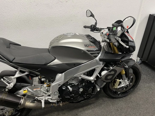 Aprilia Tuono V4 - Afbeelding 8 van 18