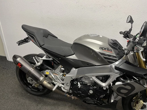 Aprilia Tuono V4 - Afbeelding 9 van 18