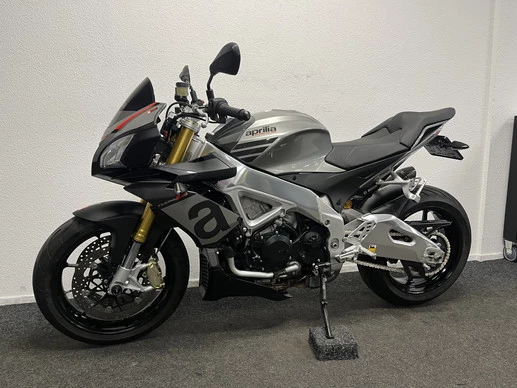 Aprilia Tuono V4 - Afbeelding 12 van 18