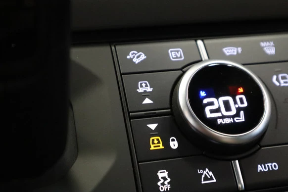 Land Rover Defender - Afbeelding 18 van 27