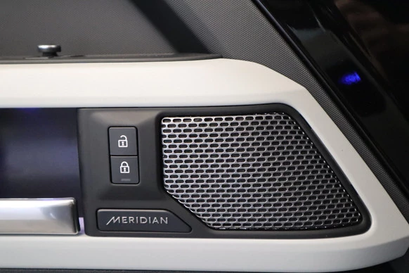 Land Rover Defender - Afbeelding 21 van 27