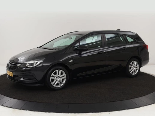 Opel Astra - Afbeelding 1 van 30