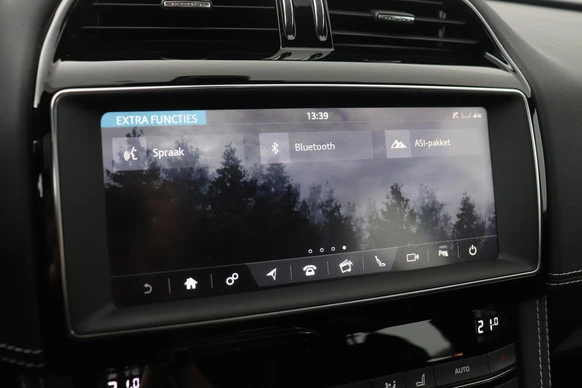 Jaguar F-PACE - Afbeelding 23 van 30