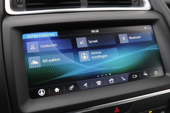 Jaguar E-PACE - Afbeelding 23 van 30