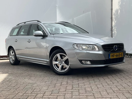 Volvo V70 - Afbeelding 1 van 30