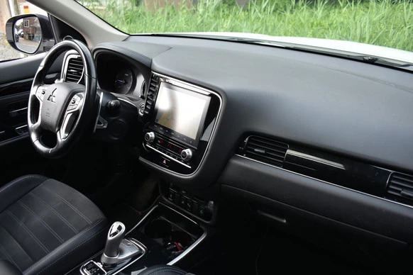 Mitsubishi Outlander - Afbeelding 16 van 30