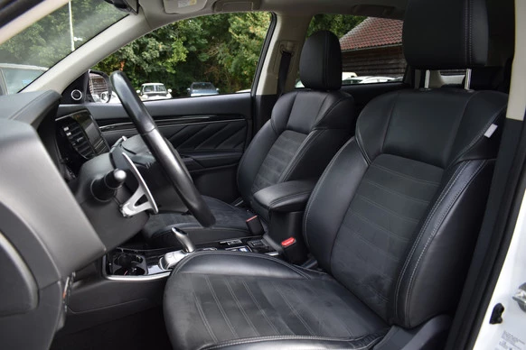 Mitsubishi Outlander - Afbeelding 17 van 30