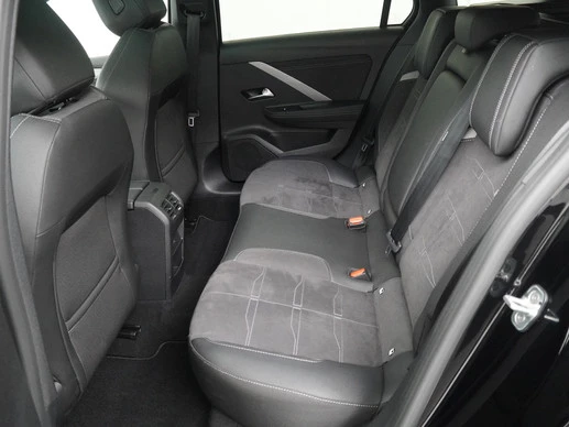 Opel Astra - Afbeelding 25 van 30