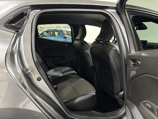Renault Clio - Afbeelding 15 van 30