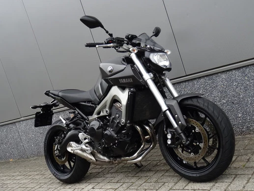 Yamaha MT 09 - Afbeelding 2 van 16
