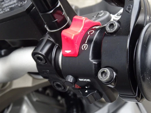 Yamaha MT 09 - Afbeelding 8 van 16