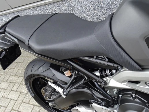 Yamaha MT 09 - Afbeelding 12 van 16