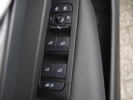 Volvo XC40 - Afbeelding 17 van 30