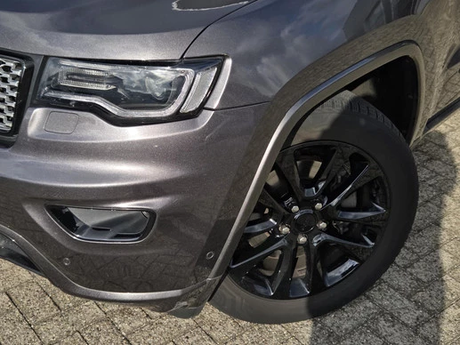Jeep Grand Cherokee - Afbeelding 14 van 30