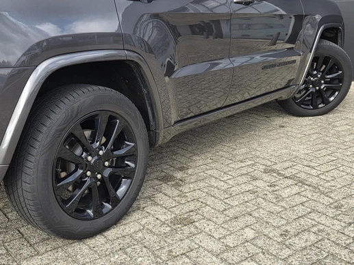 Jeep Grand Cherokee - Afbeelding 16 van 30