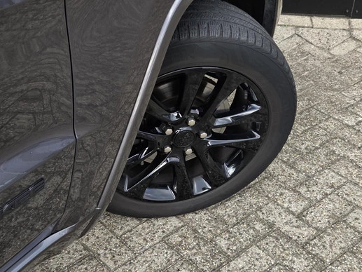 Jeep Grand Cherokee - Afbeelding 17 van 30