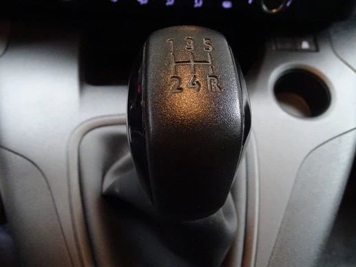 Opel Combo - Afbeelding 13 van 25
