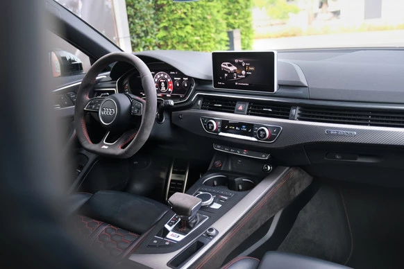 Audi RS4 - Afbeelding 17 van 30