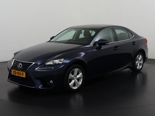 Lexus IS - Afbeelding 1 van 30