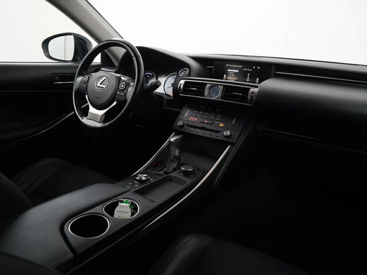 Lexus IS - Afbeelding 2 van 30
