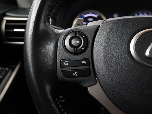 Lexus IS - Afbeelding 7 van 30