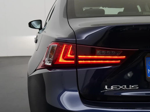 Lexus IS - Afbeelding 22 van 30