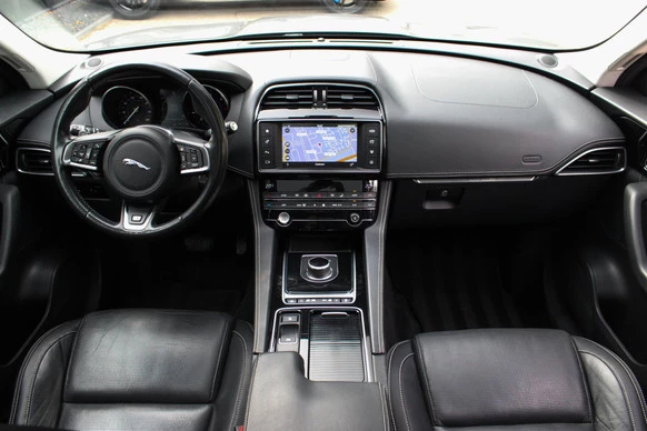 Jaguar F-PACE - Afbeelding 12 van 24