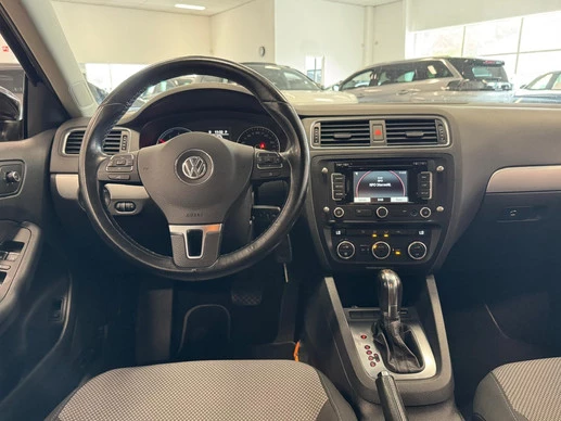 Volkswagen Jetta - Afbeelding 15 van 21