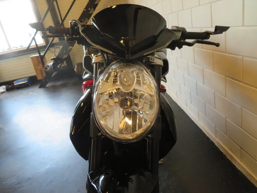 MV Agusta Brutale - Afbeelding 8 van 13