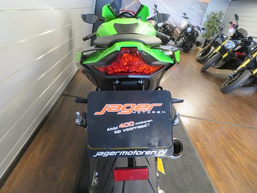 Kawasaki Ninja ZX - Afbeelding 8 van 14