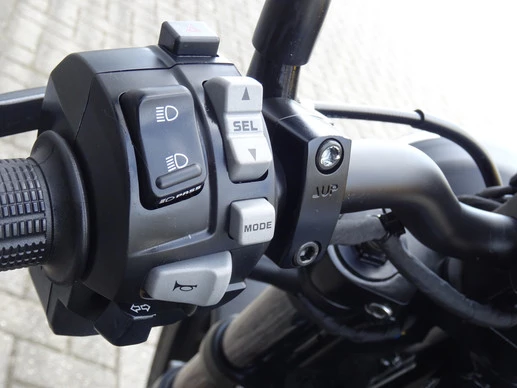 Honda CMX 1100 - Afbeelding 9 van 16