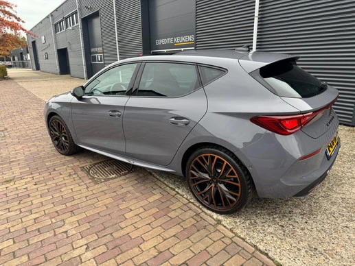 CUPRA Leon - Afbeelding 28 van 30