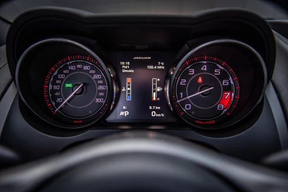 Jaguar F-Type - Afbeelding 7 van 30