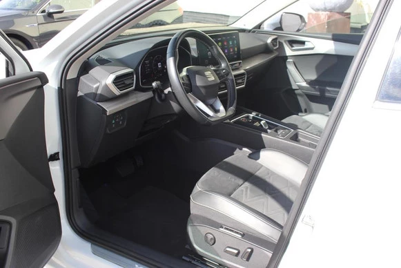SEAT Leon Sportstourer - Afbeelding 2 van 30