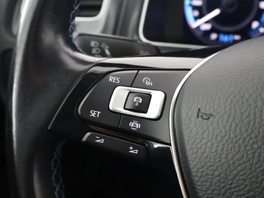 Volkswagen e-Golf - Afbeelding 15 van 29