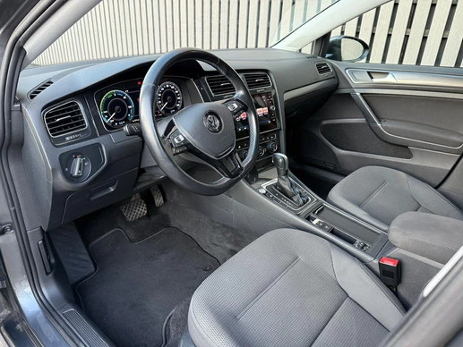 Volkswagen e-Golf - Afbeelding 9 van 27