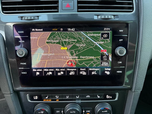 Volkswagen e-Golf - Afbeelding 10 van 27