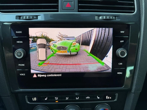 Volkswagen e-Golf - Afbeelding 12 van 27